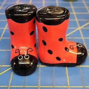 Lady Bug Red & Black Rain Boots Salt & Pepper 2" X 2" Shakers New